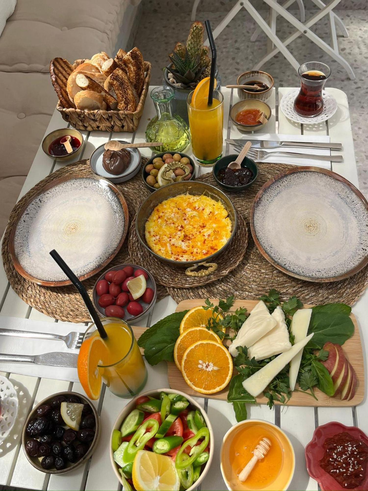 Selin Hotel Alacatı Bagian luar foto