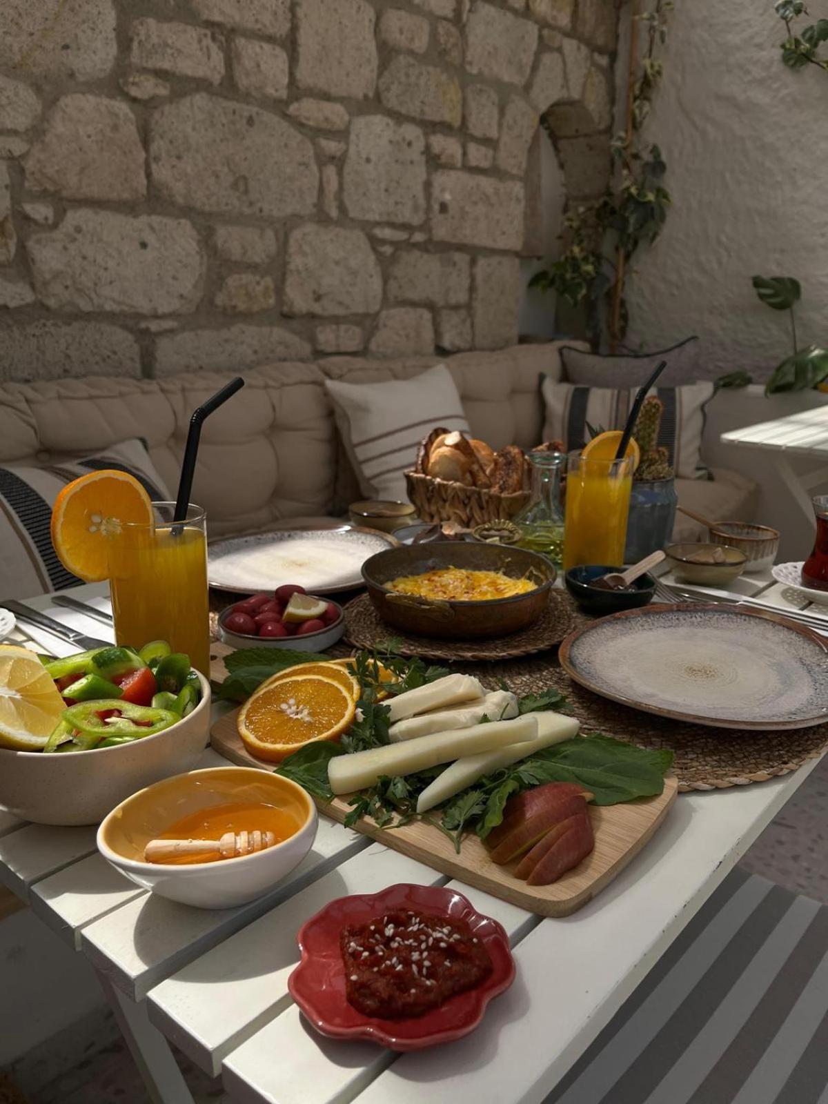 Selin Hotel Alacatı Bagian luar foto